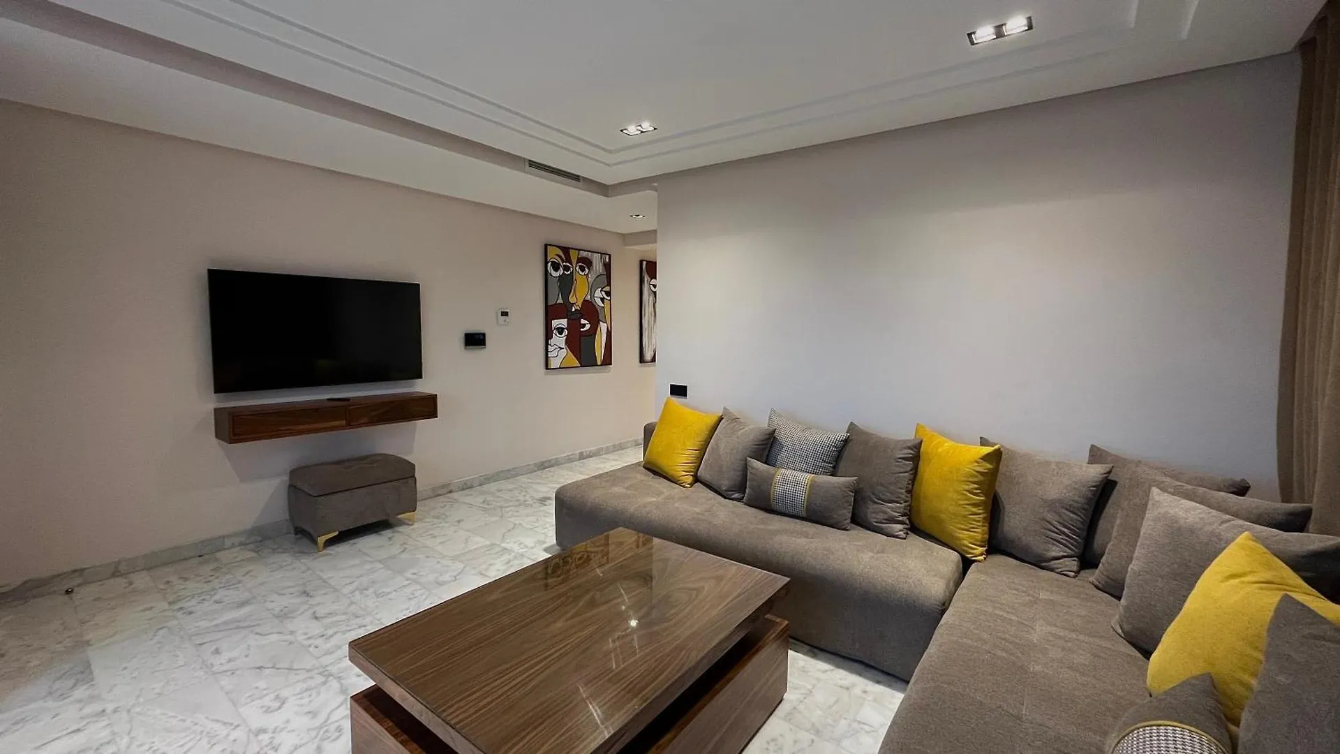 Les Joyeux Luxury Suites & Appart Casablanca Apartment