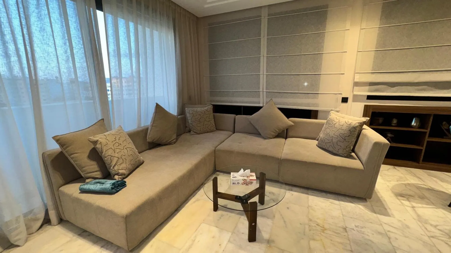 Les Joyeux Luxury Suites & Appart Casablanca 0*,