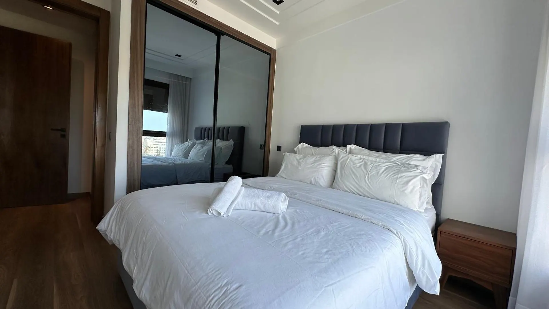 Les Joyeux Luxury Suites & Appart Касабланка